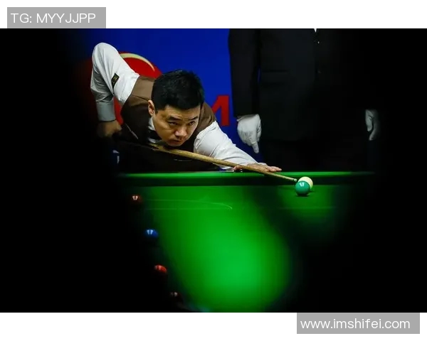 丁俊晖与沃顿激战正酣谁将赢得这场精彩的斯诺克对决